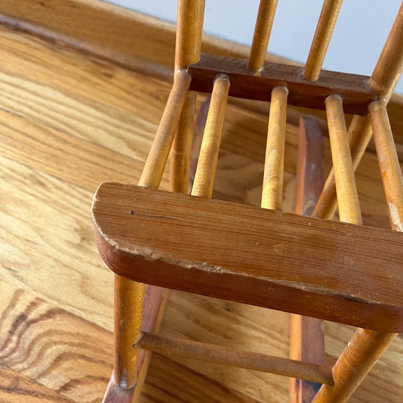 Vintage Mini Wood Doll Rocking Chair / Plant Stand - Picture 2 of 6